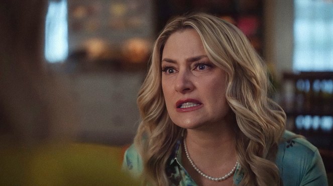 Riverdale - Chapter Ninety-Four: Next to Normal - Photos - Mädchen Amick