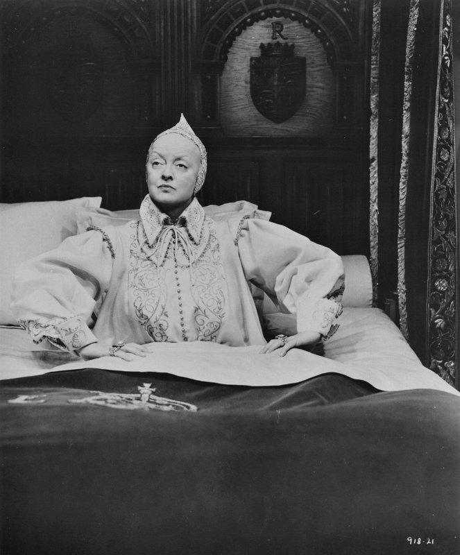Neitsytkuningatar - Kuvat elokuvasta - Bette Davis
