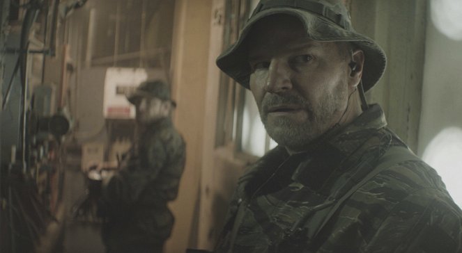 SEAL Team - Season 5 - Trust, but Verify: Part 1 - De la película - David Boreanaz