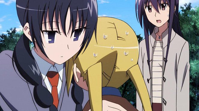 Seitokai Yakuindomo - A Pure Reaction to a Double Entendre / That Happens in Some Countries / Play with the Snow, Santa's Heirs! - Photos