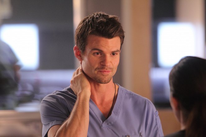 Saving Hope - The Law of Contagion - Filmfotók