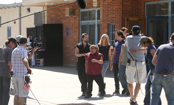 It's Always Sunny in Philadelphia - Season 9 - Mac Day - Dreharbeiten - Rob McElhenney, Danny DeVito, Kaitlin Olson, Glenn Howerton