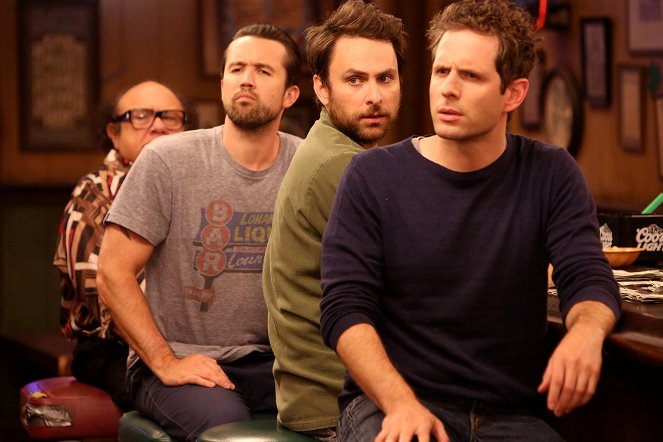 It's Always Sunny in Philadelphia - The Gang Group Dates - Photos
