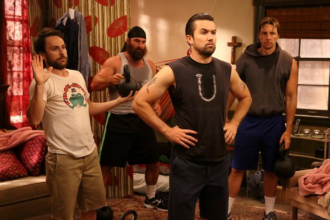 It's Always Sunny in Philadelphia - Season 10 - Ass Kickers United: Mac and Charlie Join a Cult - Photos - Charlie Day, Rob McElhenney