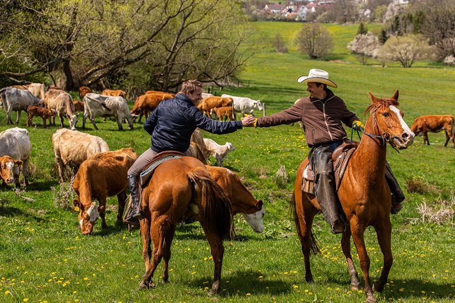 Českem na koňském hřbetu - Honáci krav - Van film