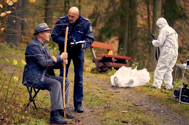 Das Lied des toten Mädchens - Filmfotos - Hans-Uwe Bauer