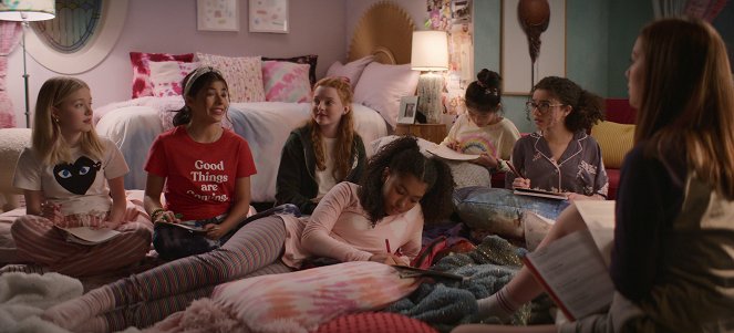 The Baby-Sitters Club - Claudia en het nieuwe meisje - Van film - Shay Rudolph, Kyndra Sanchez, Vivian Watson, Anais Lee, Momona Tamada, Malia Baker