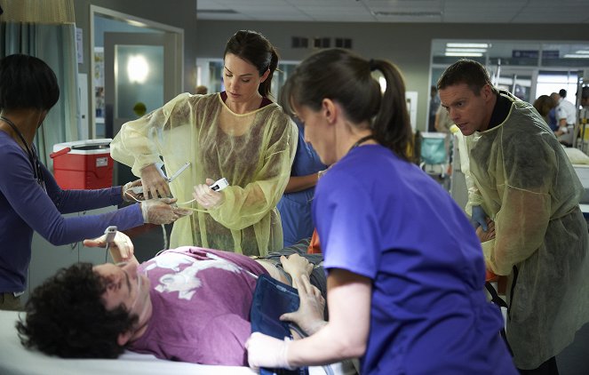 Saving Hope - I Watch Death - Do filme