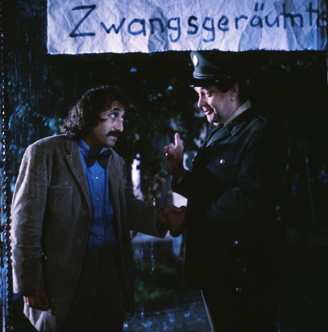 Polizeiinspektion 1 - Die Möbel im Park - De la película