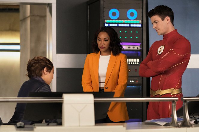 The Flash - Heart of the Matter, Part 1 - Photos - Candice Patton, Grant Gustin