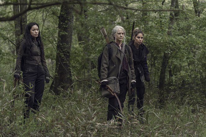 The Walking Dead - On the Inside - Photos - Christian Serratos, Melissa McBride, Nadia Hilker
