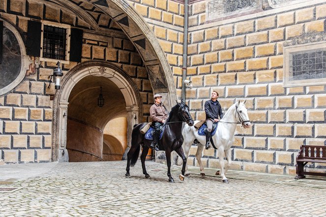 Českem na koňském hřbetu - Královská disciplína - Filmfotók