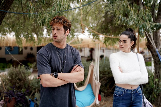 Island Tale - Episode 18 - Photos - Rami Narin, Merve Nur Bengi