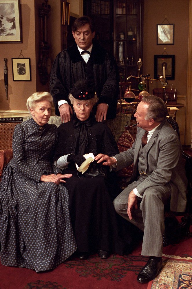 Sherlock Holmes emlékiratai - A vörös kör - Filmfotók - Rosalie Williams, Jeremy Brett, Edward Hardwicke