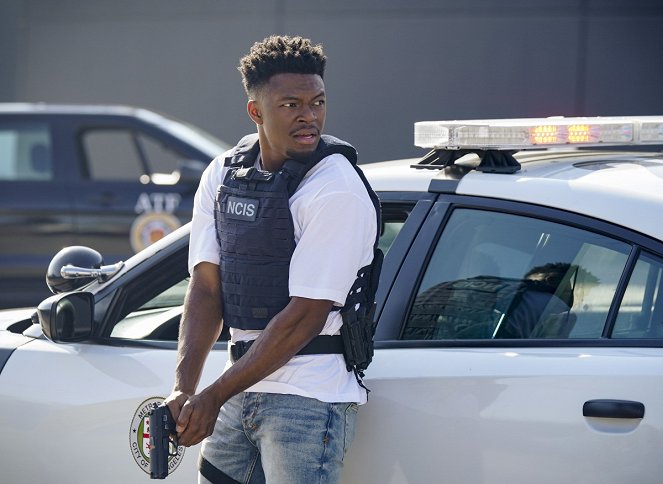 NCIS: Los Angeles - Season 13 - Indentured - Van film - Caleb Castille