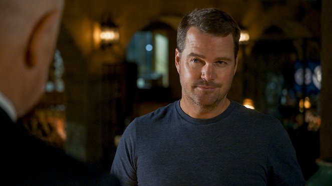 NCIS: Los Angeles - Season 13 - Indentured - Photos - Chris O'Donnell