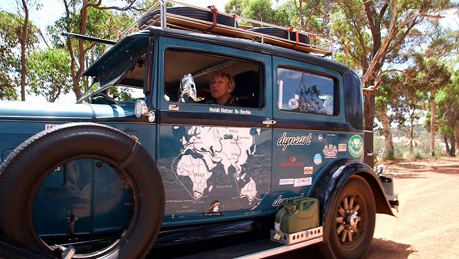 Heidi Hetzers wilde Weltreise - Mit dem Oldtimer nach Australien - De filmes
