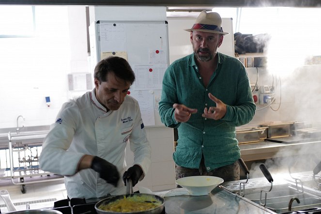 Manu a Matěj na cestě po jižní Itálii - Na dohled Stromboli - Kuvat elokuvasta - Emanuele Ridi
