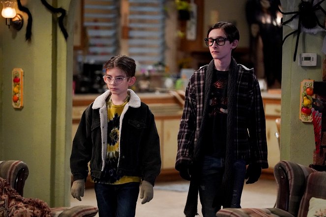 The Conners - Peter Pan, the Backup Plan, Adventures in Babysitting, and a River Runs Through It - Photos