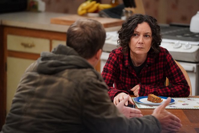 The Conners - Season 4 - Young Love, Old Love and Take This Job and Shove It - Film - Sara Gilbert