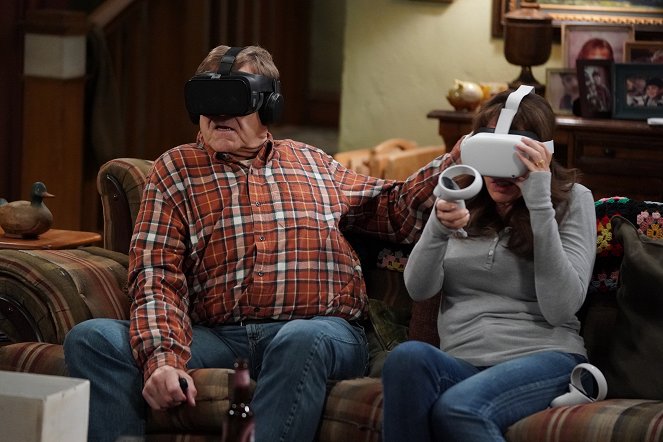 The Conners - Season 4 - Young Love, Old Love and Take This Job and Shove It - Photos - John Goodman