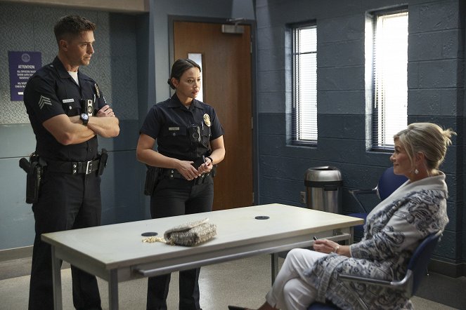 The Rookie - Feuergefecht - Filmfotos - Eric Winter, Melissa O'Neil, Mary Beth Evans