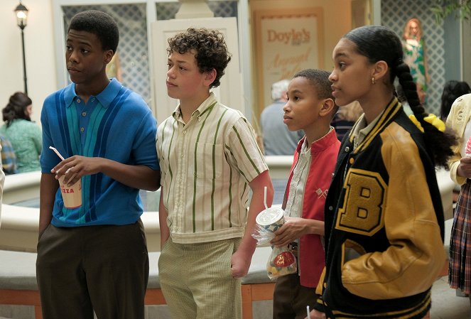 The Wonder Years - Independence Day - Z filmu - Amari O'Neil, Julian Lerner, Caleb Black, Milan Ray