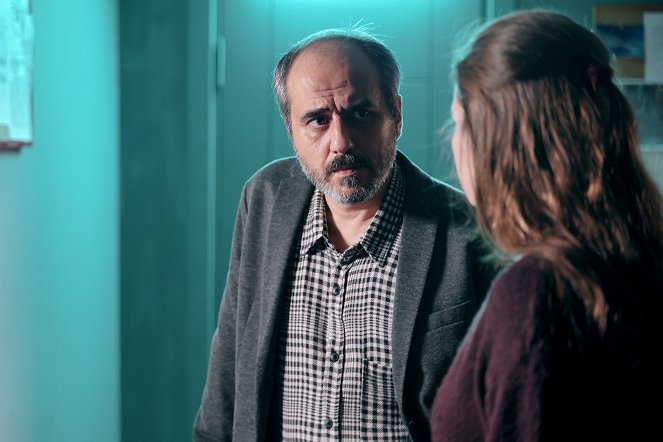 Alev Alev - Episode 4 - Z filmu - Yiğit Sertdemir