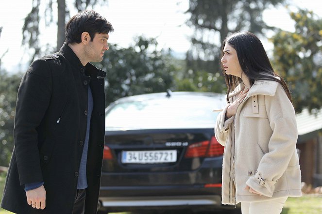 Alev Alev - Episode 19 - Photos - Toprak Can Adıgüzel, Hazar Ergüçlü