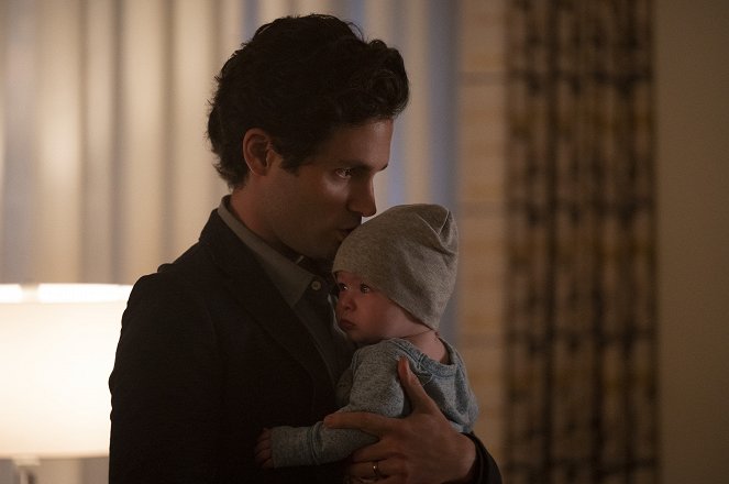 You - Season 3 - And They Lived Happily Ever After - Photos - Penn Badgley