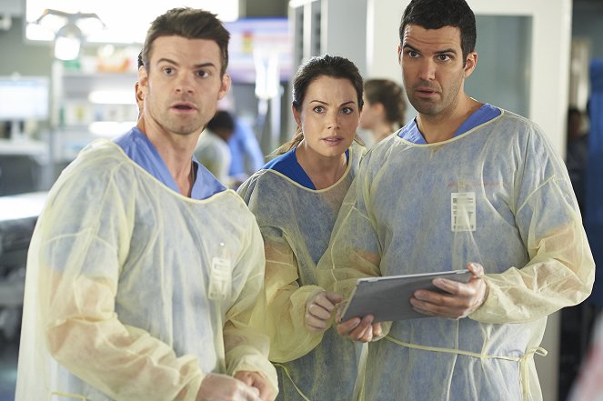 Saving Hope - Season 3 - The Other Side of Midnight - Photos