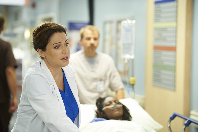 Saving Hope, au-delà de la médecine - Season 3 - Cœurs fragiles - Film