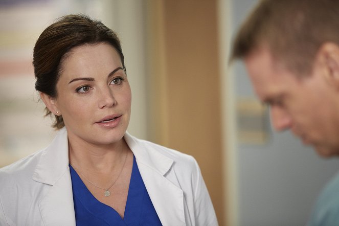 Saving Hope - Remains of the Day - Filmfotók