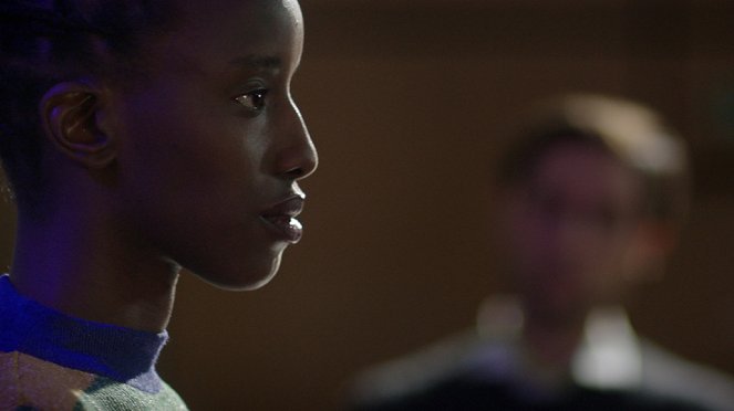 H24 - 24 heures dans la vie d’une femme - 19h – Le chignon - Z filmu - Kayije Kagame