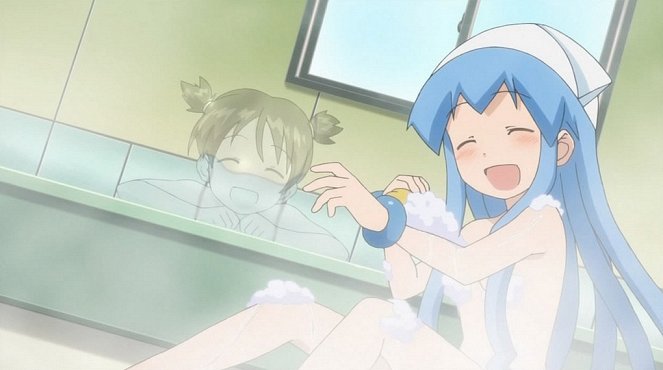 Squid Girl - Wanna Doorbell Ditch, Squiddo? / Can Squids Put On Make-Up? / Holy Squid! Is That a Secret Weapon? - Photos