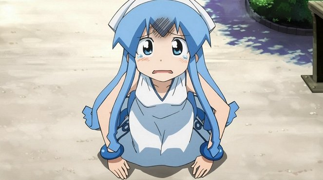 Squid Girl - Season 1 - Wanna Doorbell Ditch, Squiddo? / Can Squids Put On Make-Up? / Holy Squid! Is That a Secret Weapon? - Photos