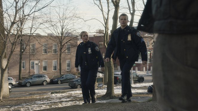 Blue Bloods (Familia de policías) - Guardian Angels - De la película - Vanessa Ray, Will Estes
