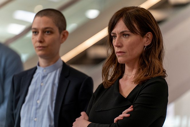 Billions - No Direction Home - Photos - Asia Kate Dillon, Maggie Siff