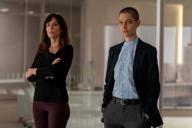 Billions - No Direction Home - Photos - Maggie Siff, Asia Kate Dillon
