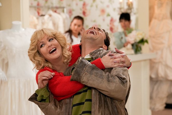 The Goldbergs - The Rose-Kissy Thing - Do filme - Wendi McLendon-Covey, Troy Gentile