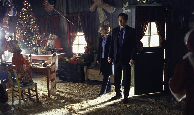 The X-Files - Season 7 - Sein und Zeit - Photos - Gillian Anderson, David Duchovny