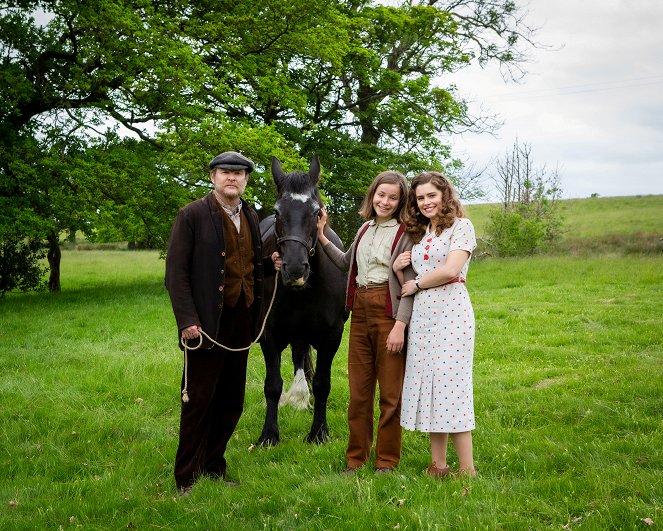Der Doktor und das liebe Vieh - Familienbesuch - Werbefoto - Rachel Shenton