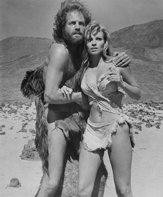 Egymillió évvel ezelőtt - Filmfotók - John Richardson, Raquel Welch