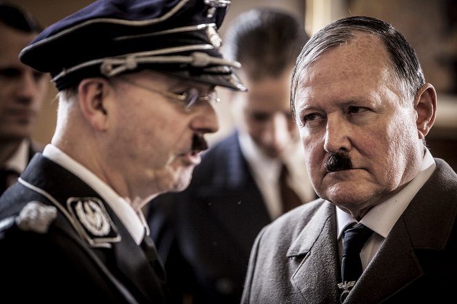 Hitler és ördögi köre - Beginning of the End - Filmfotók