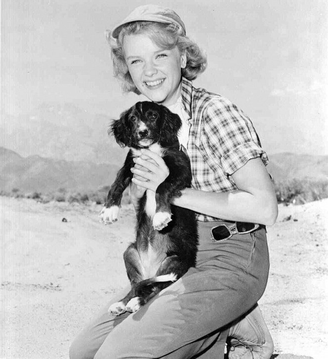 Een kwade dag voor Black Rock - Van de set - Anne Francis