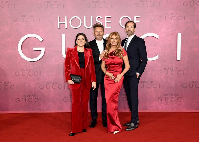 Casa Gucci - De eventos - UK Premiere Of "House of Gucci" at Odeon Luxe Leicester Square on November 09, 2021 in London, England - Pamela Abdy, Mark Burnett, Roma Downey, Kevin Ulrich