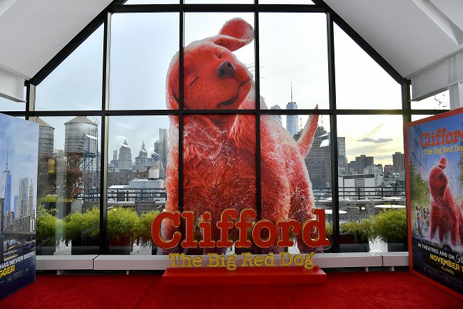 Clifford the Big Red Dog - Events - New York Special Screening of ’Clifford the Big Red Dog’ at the Scholastic Inc. Headquarters on November 04, 2021 in New York