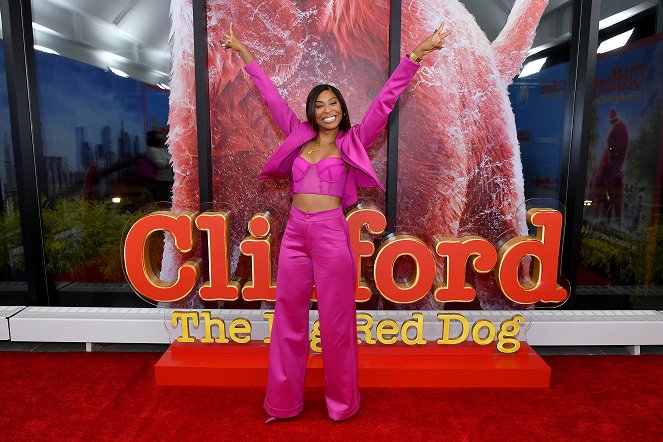 Clifford the Big Red Dog - Events - New York Special Screening of ’Clifford the Big Red Dog’ at the Scholastic Inc. Headquarters on November 04, 2021 in New York - Yasha Jackson