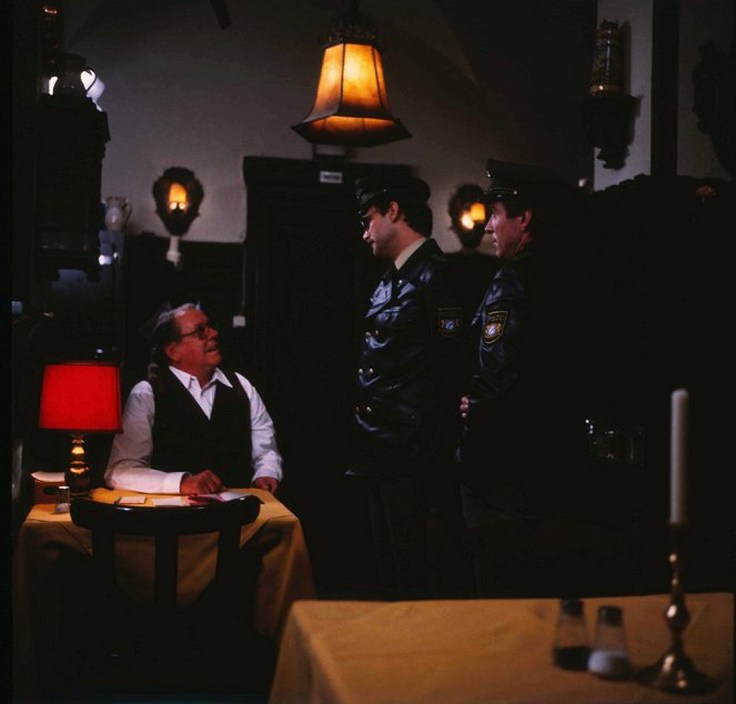 Polizeiinspektion 1 - Season 6 - Der Mann aus Rosenheim - De la película