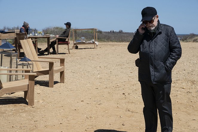 Succession - Strandspaziergang - Filmfotos - Brian Cox